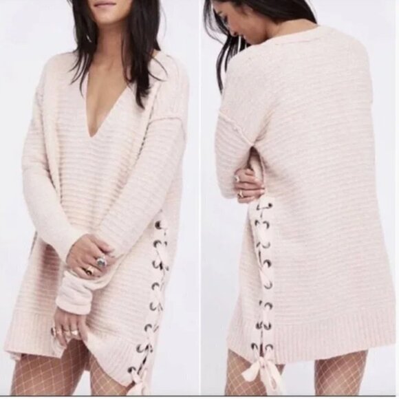 FREE PEOPLE Sweaters - ** FREE PEOPLE PINK HEART IT TUNIC TIE SIDE SWEATER XS oversized vneck